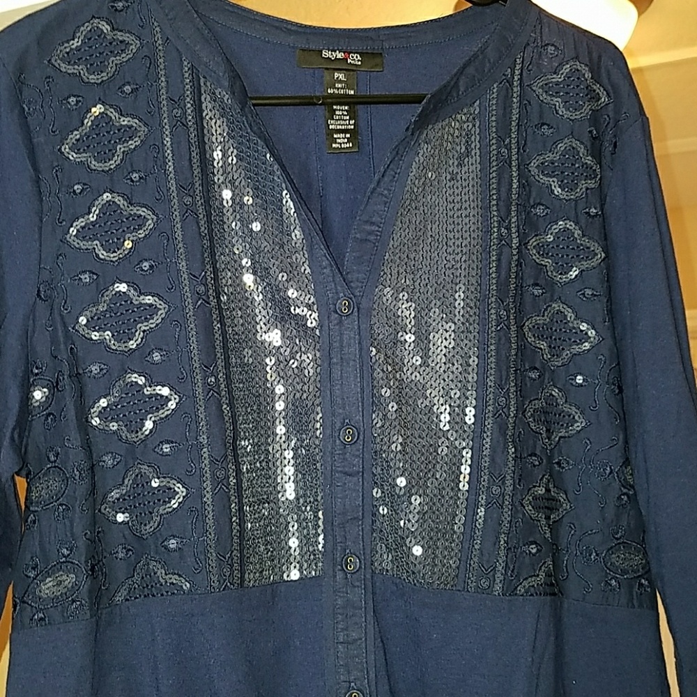 Button down sequin tunic - Picture 2 of 3